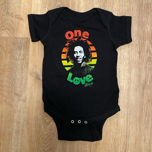 Zion Rootswear Other - 🍼 Zion Rootswear Bob Marley One Love onesie